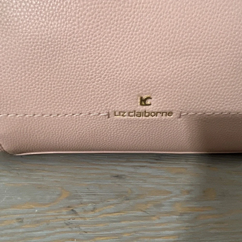Liz Claiborne Large Light Pink  Faux‎ Leather Tote Purse Excellent Condition